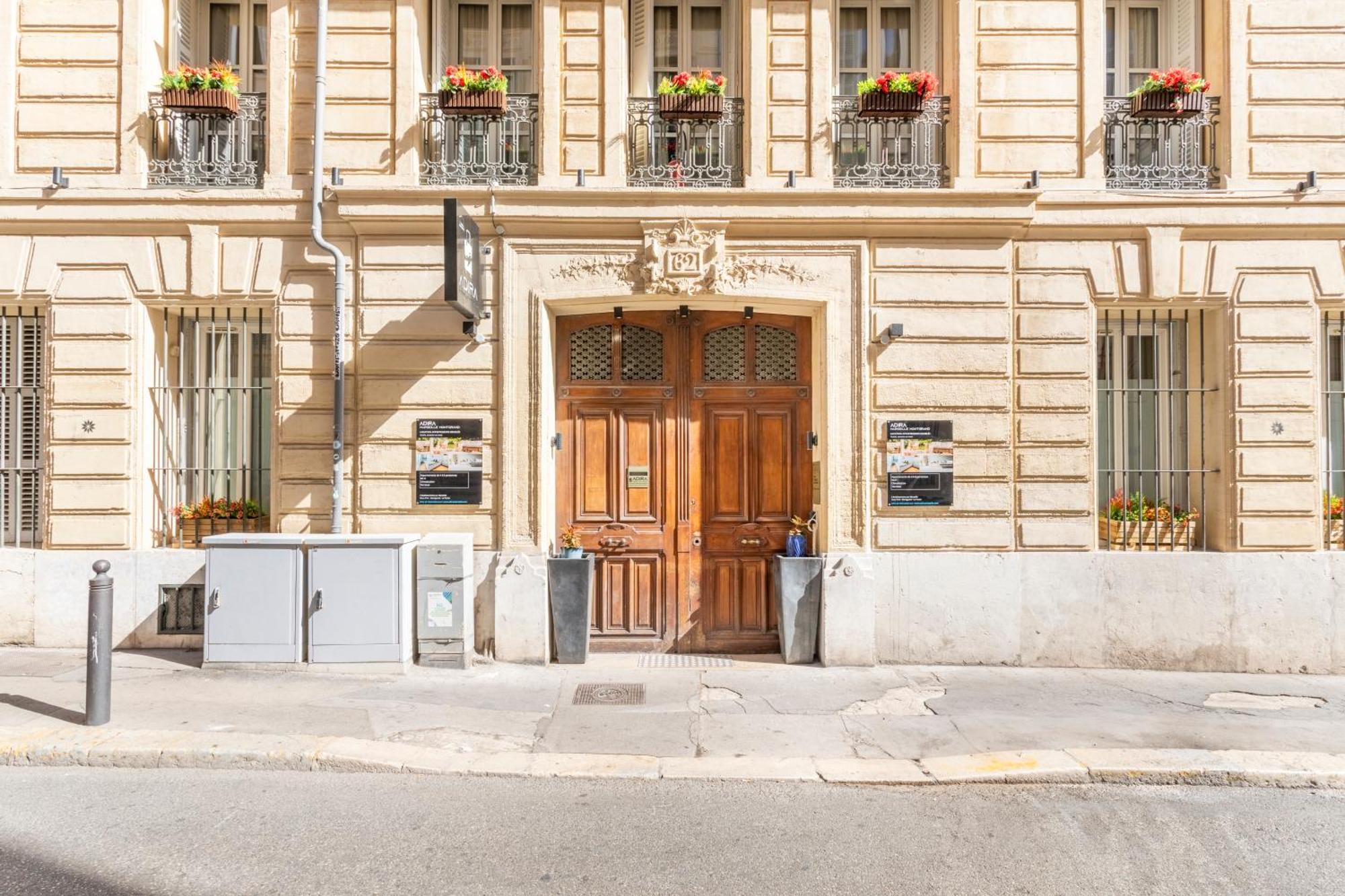 Апартаменты Adira Marseille Montgrand 2 Etoiles Экстерьер фото