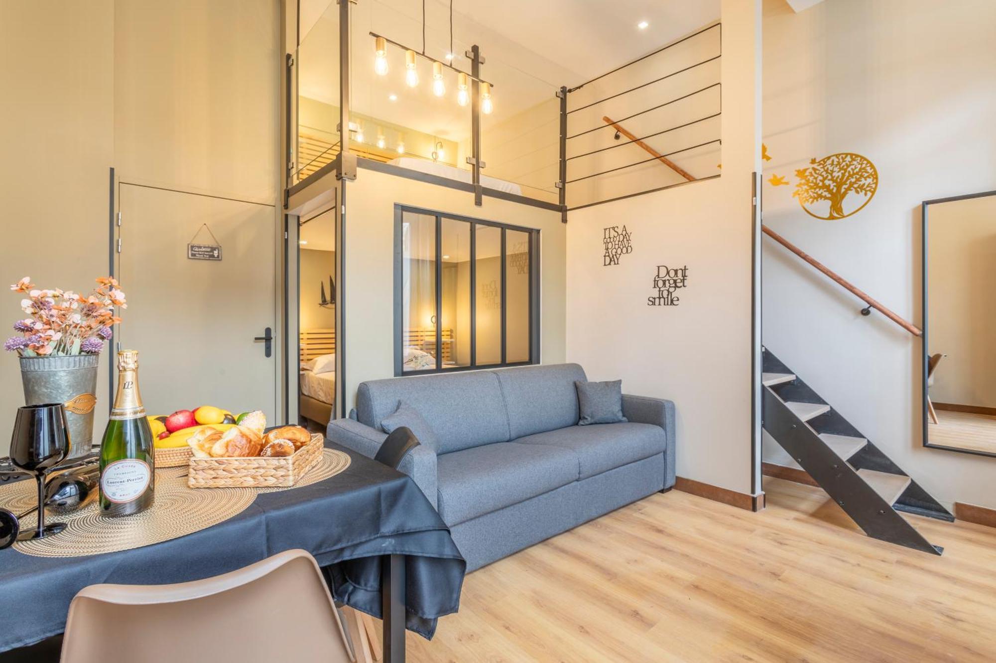 Апартаменты Adira Marseille Montgrand 2 Etoiles Экстерьер фото