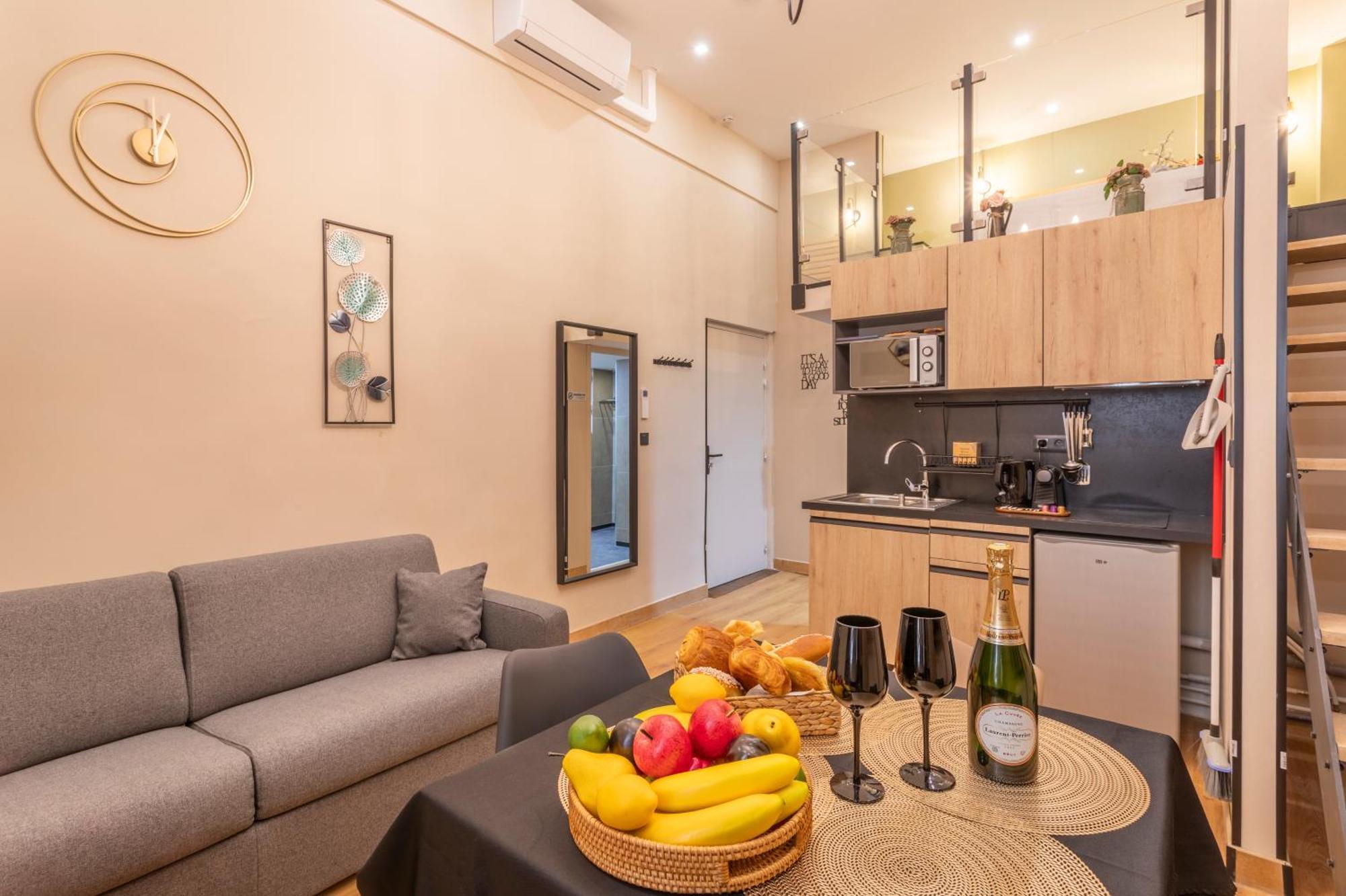 Апартаменты Adira Marseille Montgrand 2 Etoiles Экстерьер фото
