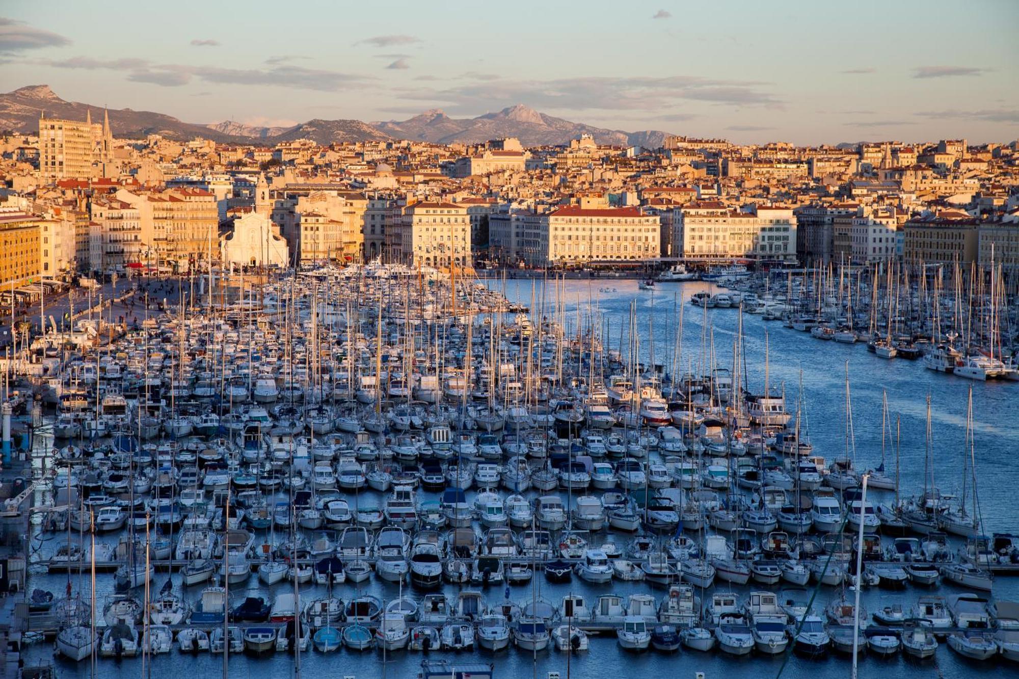 Апартаменты Adira Marseille Montgrand 2 Etoiles Экстерьер фото